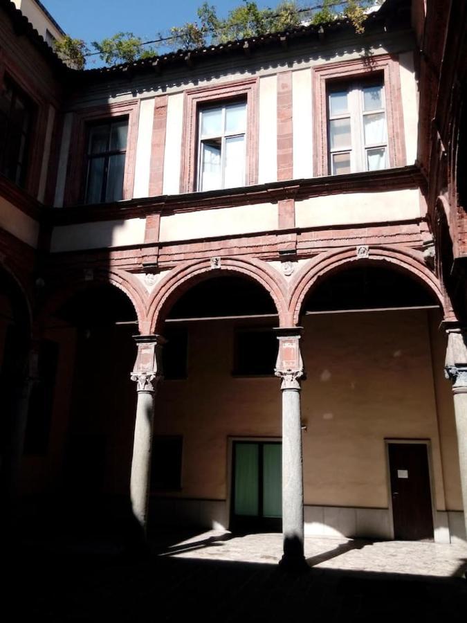 ℒovely & ℰlegant Studio Next To Duomo/Missori Apartment Milan Exterior photo
